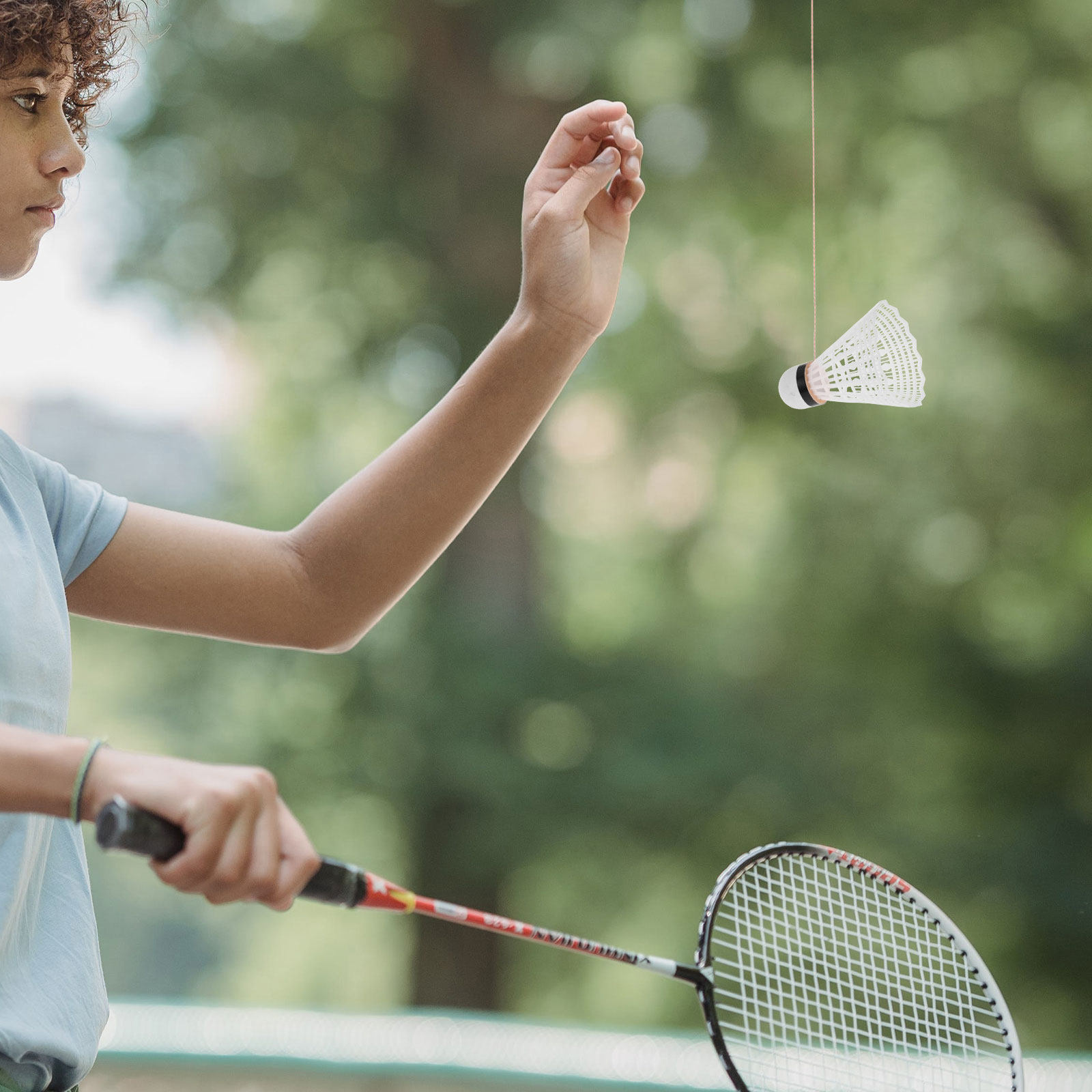 Badminton Nylon Shuttlecock - 12 قطعة من كرات الريشة النايلون